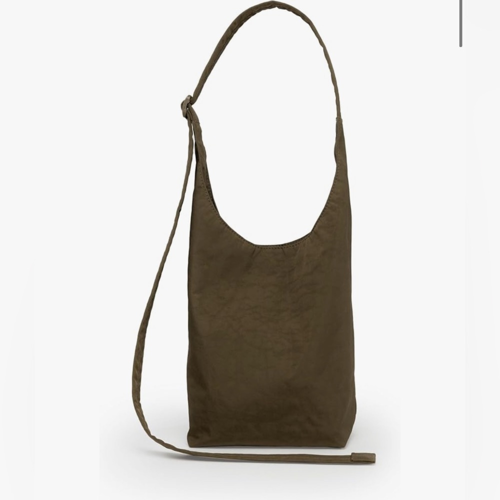 BAGGU Small Nylon Sling Bag